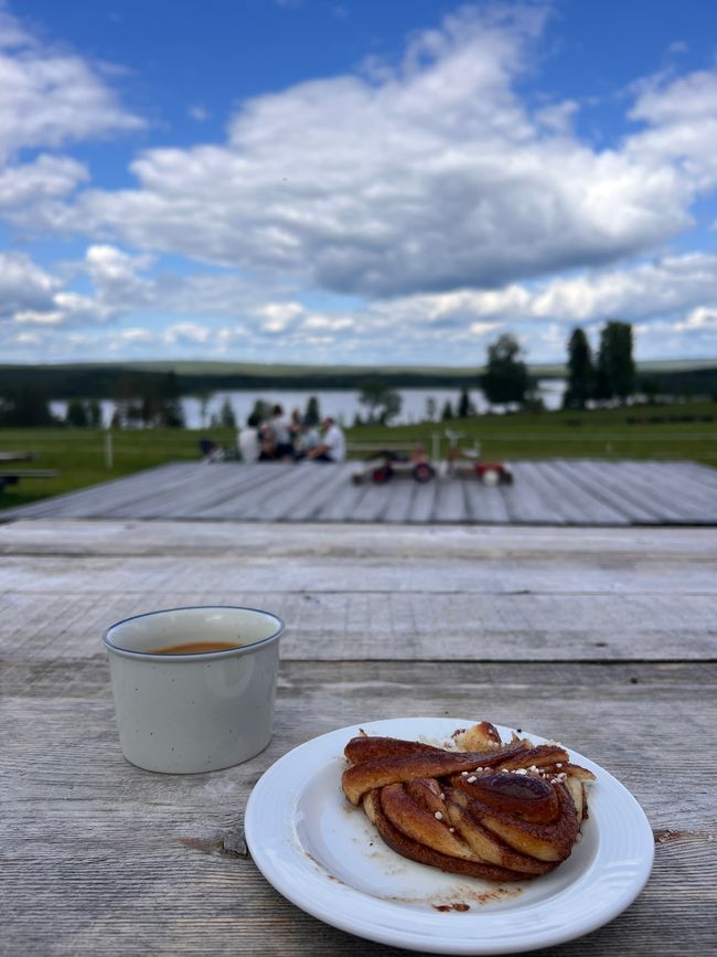 Fikalove <3 (Skandinavisches Kaffee & Kuchen)