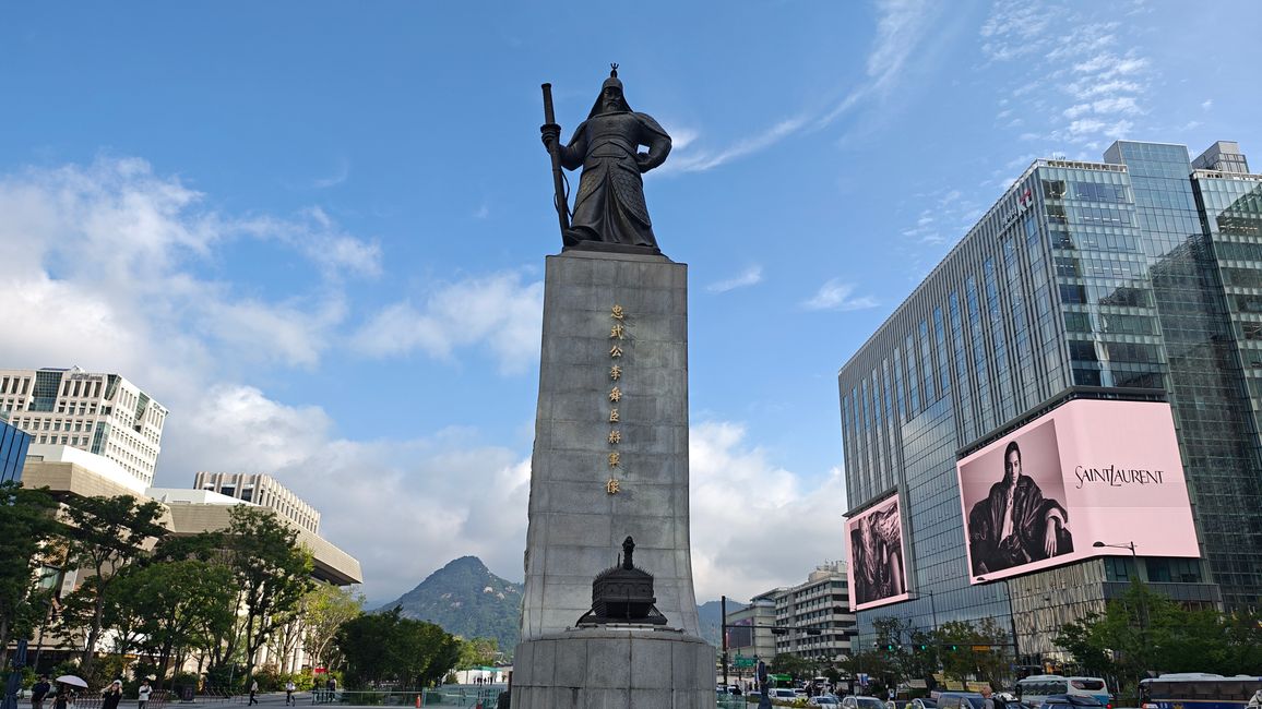 Admiral Yi Sun-sin auf dem Gwanghwamun-Platz