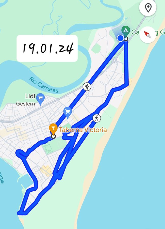 Die Insel wird zu Fuß erkundet...