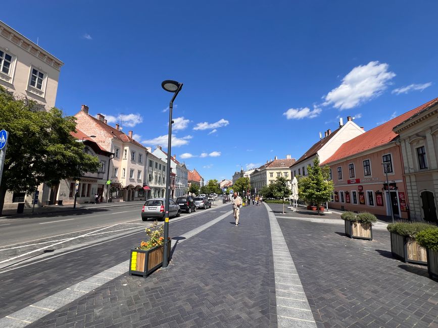 12 a Wiener Neustadt
