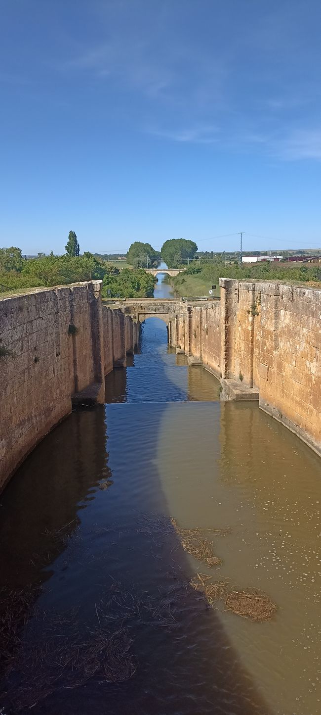 Vierstufige Schleuse am Canal de Castilla 