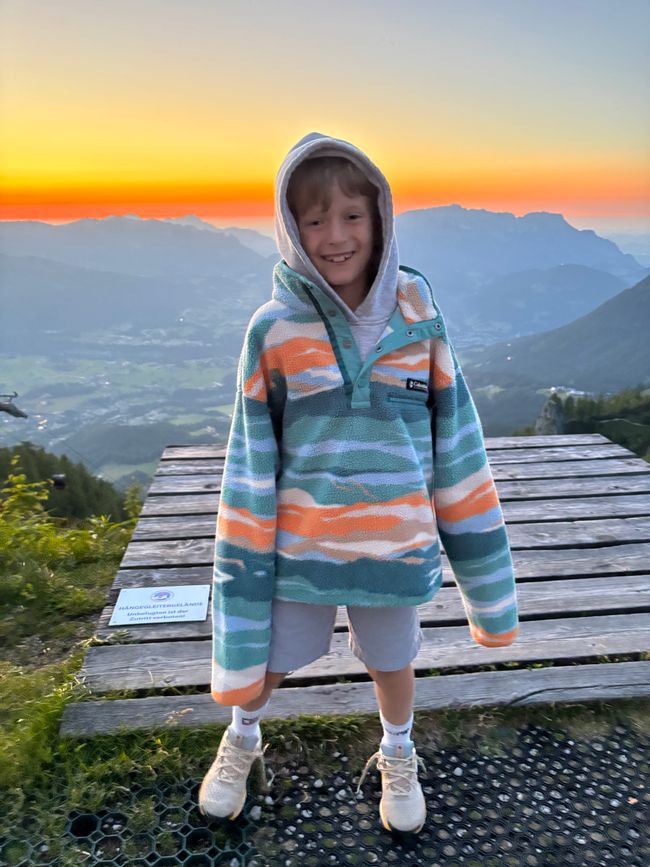 Sommersonnenwende- Feuer auf dem Jenner