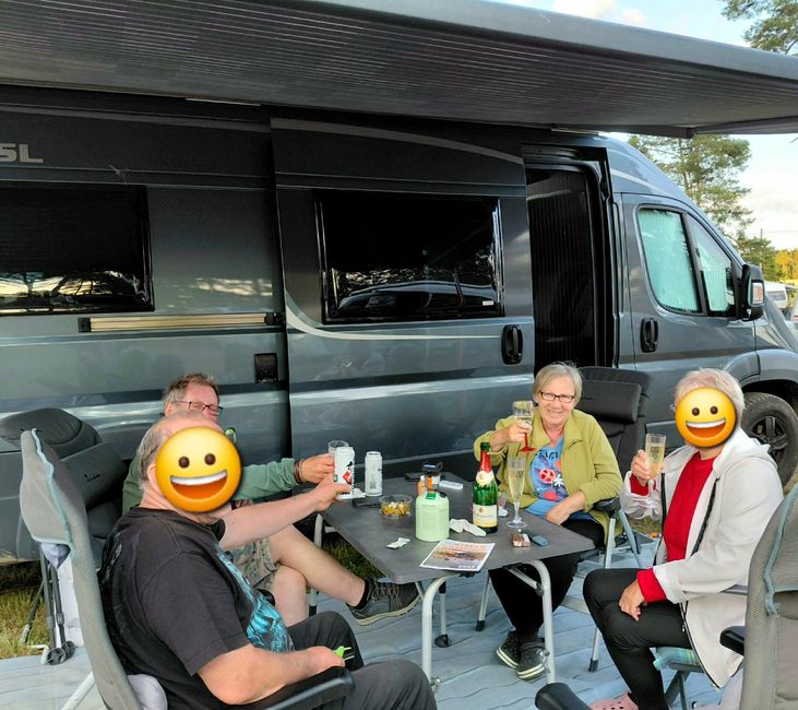 ... zusammen mit Bekannten 