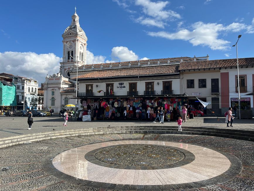 By bus from Peru to Ecuador