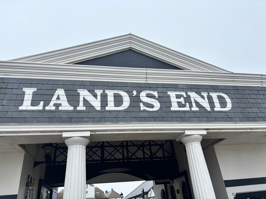 Zwischen Pipetten, Küstenstraßen und Cheddar-Käse: Mein Leben in England