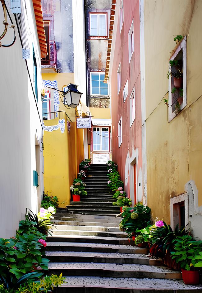 Is Sintra Worth Visiting? Best Things to Do Near Pena Palace & Quinta da Regaleira