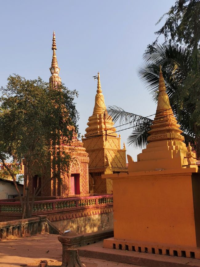 Besuch der schwimmenden Dörfer und Sonnenuntergang bei Bootstour auf dem Tonle Sap
