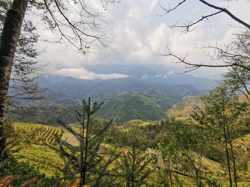 Hacia el norte montañoso hacia SaPa
