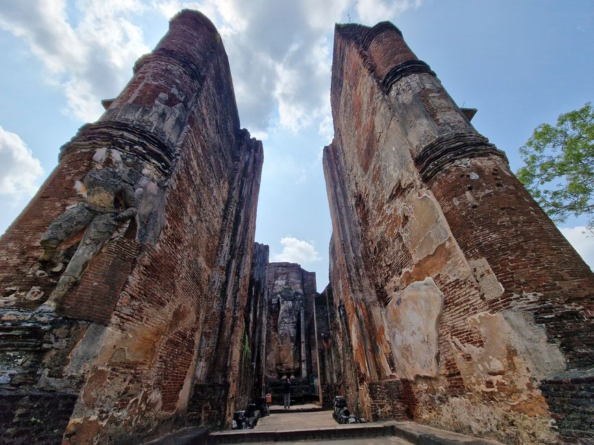 Polonnaruwa - 1000 años de historia y algo aprendido.