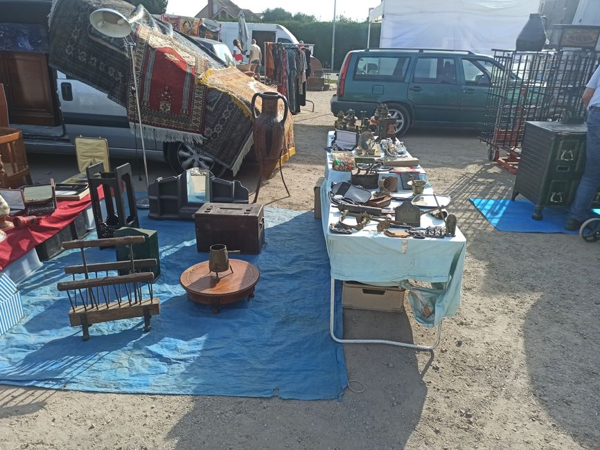 Mercadillo de 2ª mano "l'Encant de l'Empordà" (Verges, Baix Empordà, Girona)