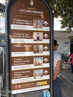 In the alleys of Locorotondo