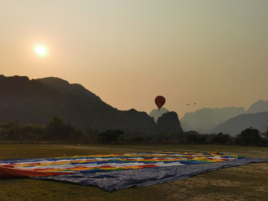 Continuing the journey to Vang Vieng - Hike to the Silver Cross Viewpoint and hot air balloon ride