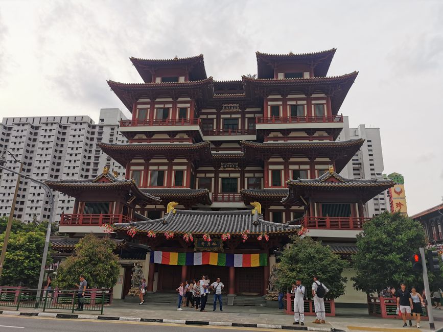 Buddha Tooth Relic Temple
