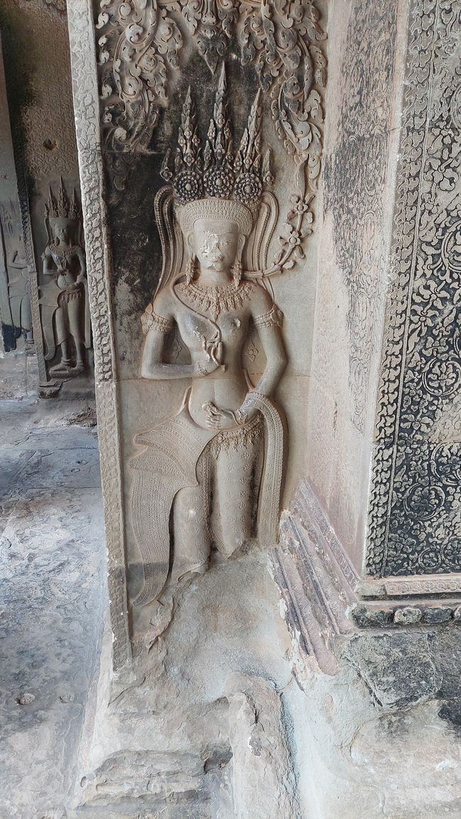Figurine en grès