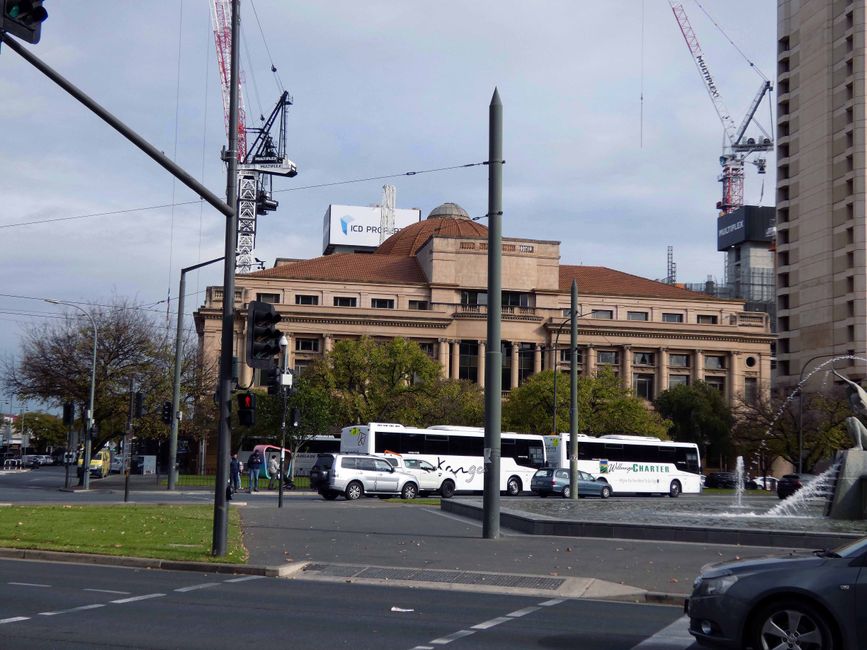 Victoria Square