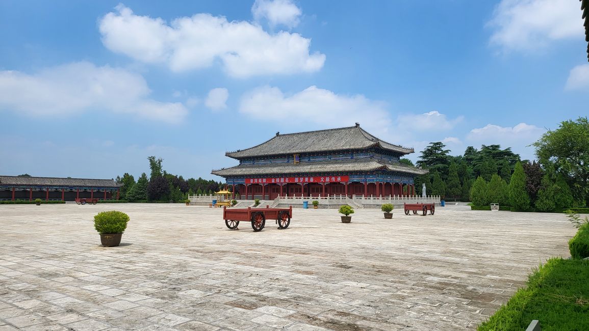 Xunzi Mausoleum