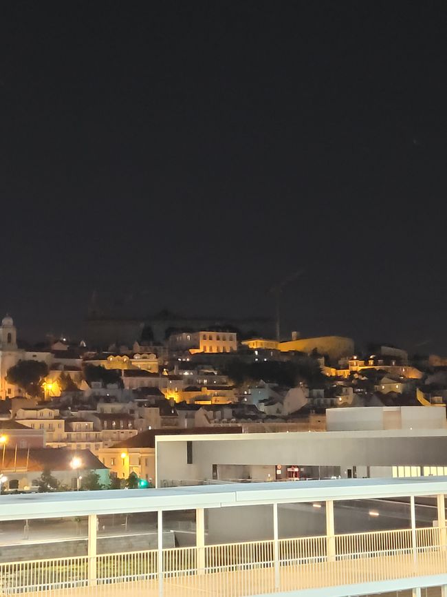 Día 168 (Parte 4) de los 175 días planeados: Crucero alrededor del mundo - Lisboa/Portugal