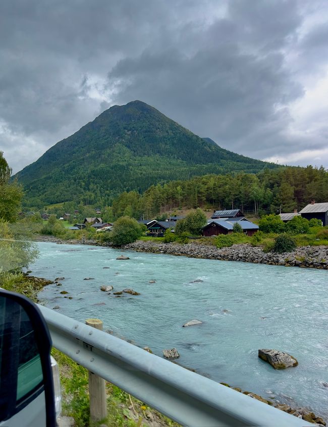 Día de viaje - Bienvenido de nuevo a Sogndal