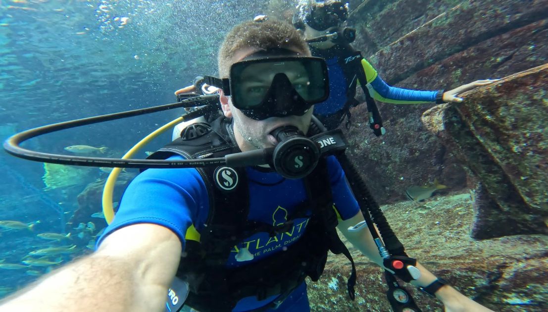 Tag 57 - Dubai - Atlantis - Lost Chambers Aquarium - Tauchen
