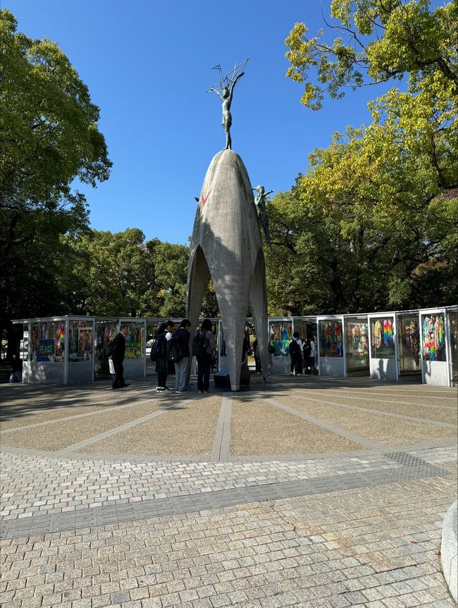 Childrens Peace Monument