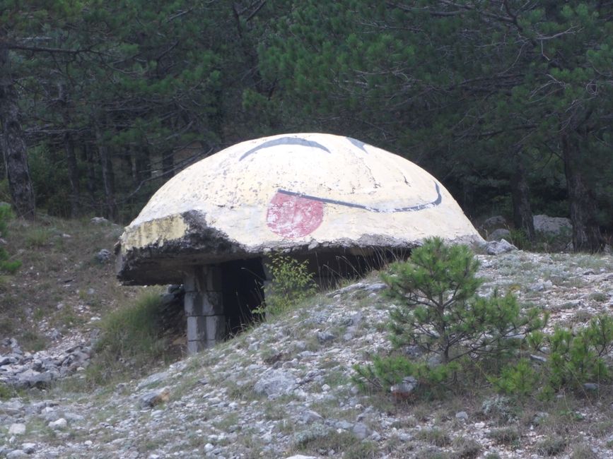 Die Bunker sind lustig bemalt 