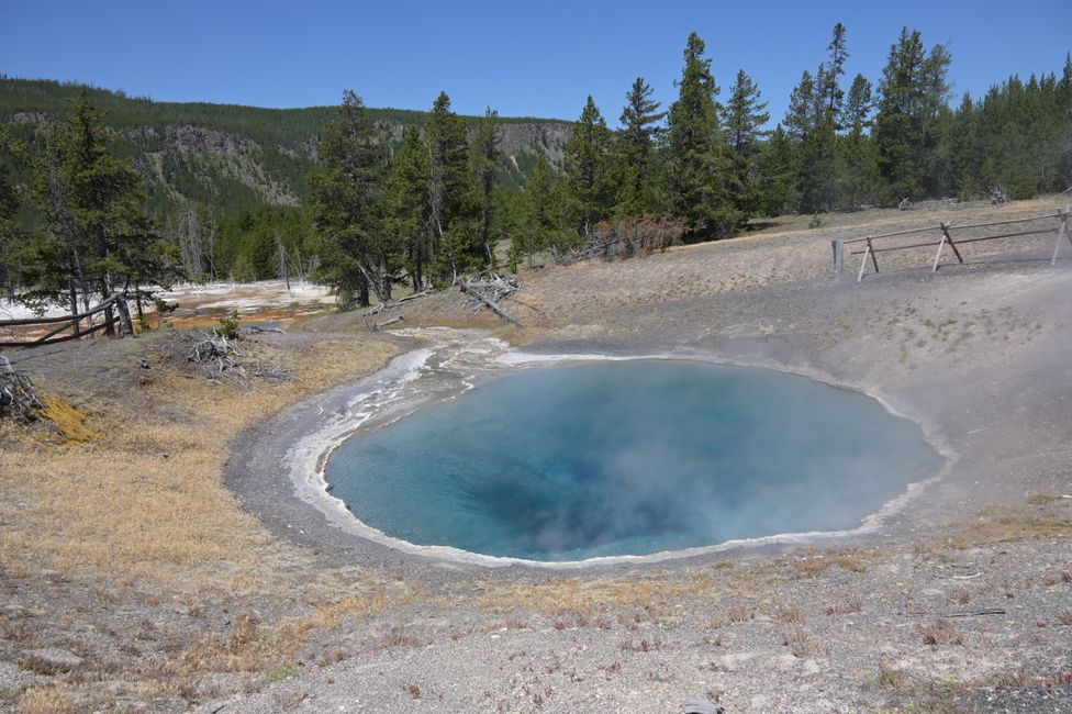 Bassin de geysers Black Sand