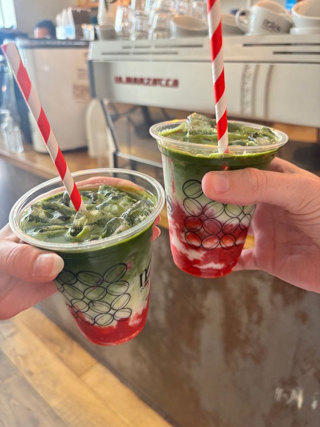 Strawberry Matcha Latte 
