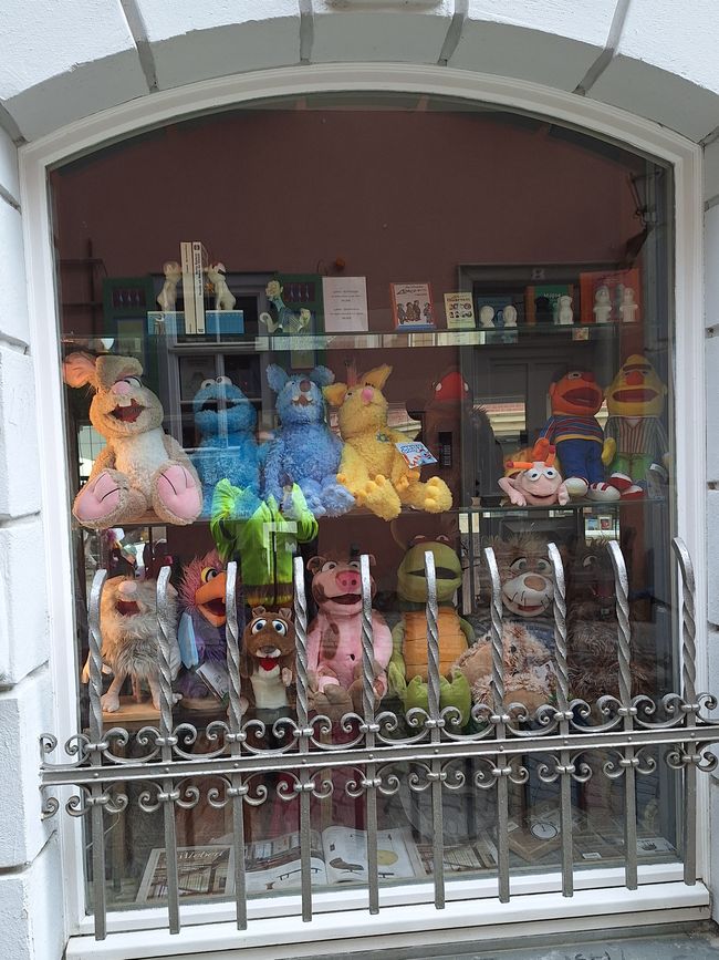 Rue Sésame en vitrine 