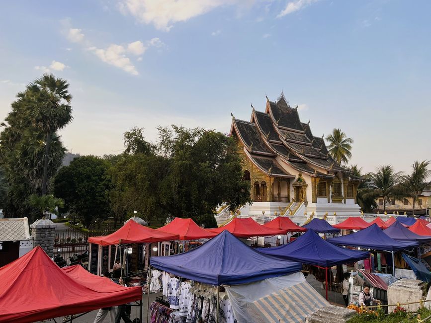 Luang Prabang, Nachtmarkt