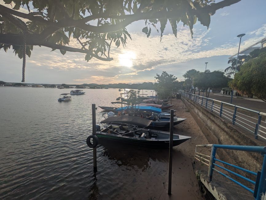 Alter- wo der Amazonas nur 32km breit ist