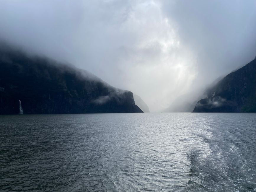 Road trip to Milford Sound