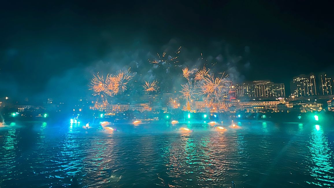 Tag 13 - Phu Quoc : Un spectacle étincelant à Sunset Town
