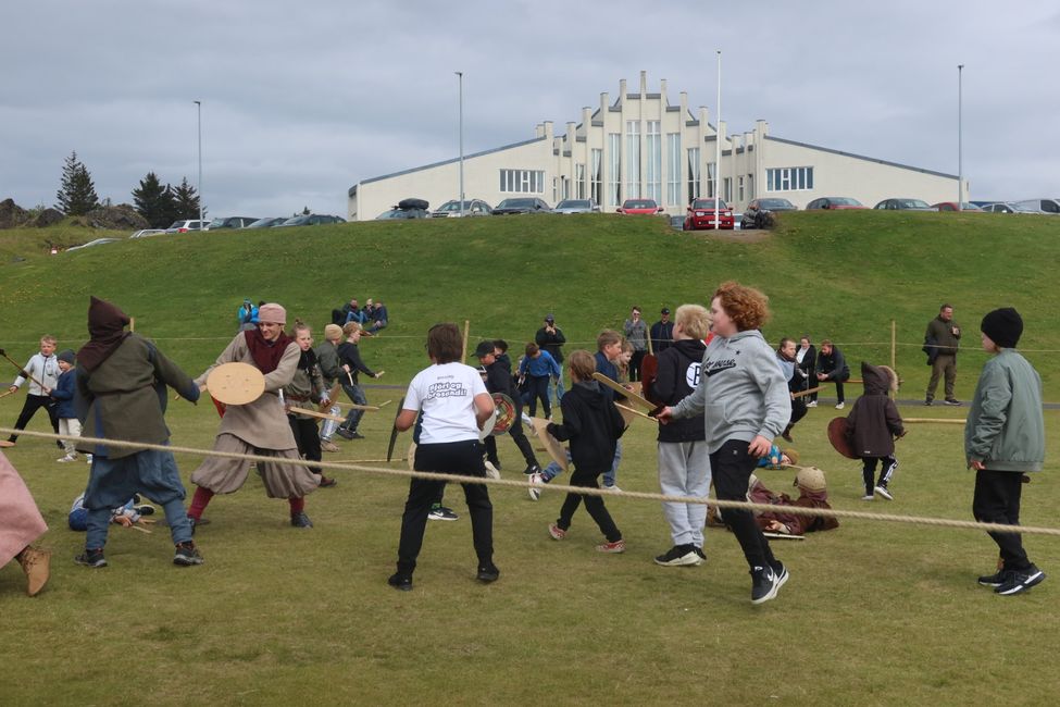 Tag 325: Reykjavik und Vikinger Festival