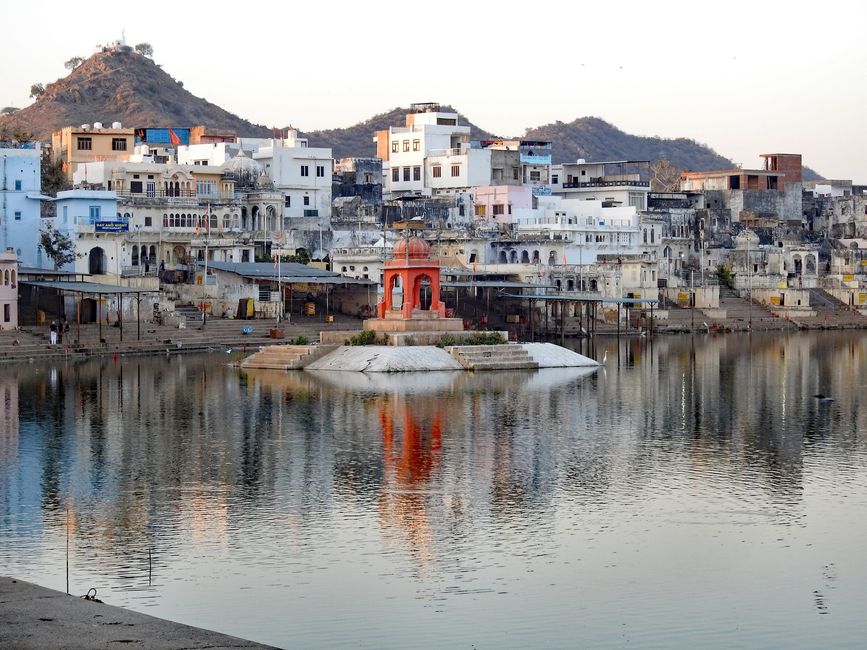 BLOG 16: Pushkar & the holy lake