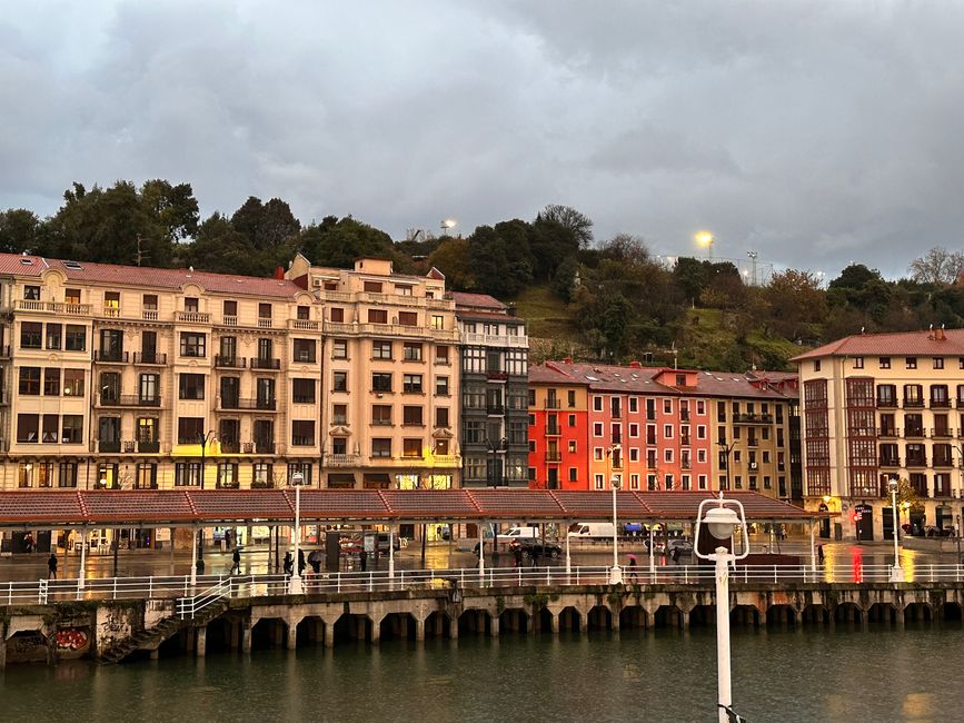 Von Salamanca nach Bilbao: Eine Reise durch Nebel, Berge und Wälder