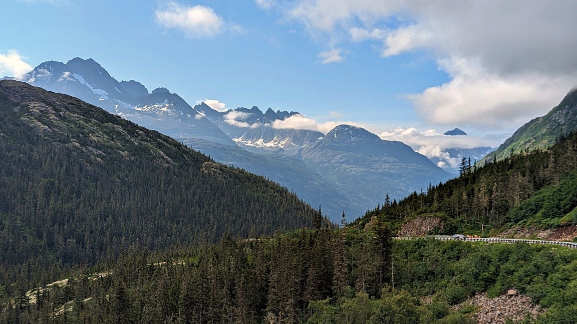 Tag 22: Auf nach Alaska! Ein Erdrutsch, der White Pass & lange Züge