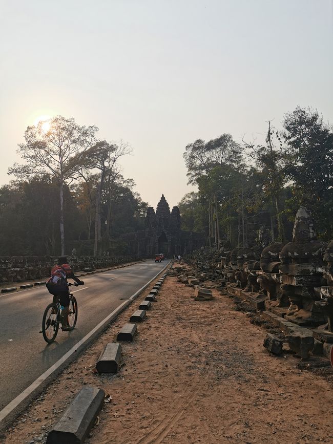 Victory Gate ...