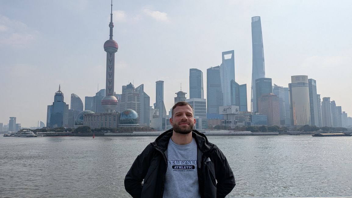 Scalo a Shanghai