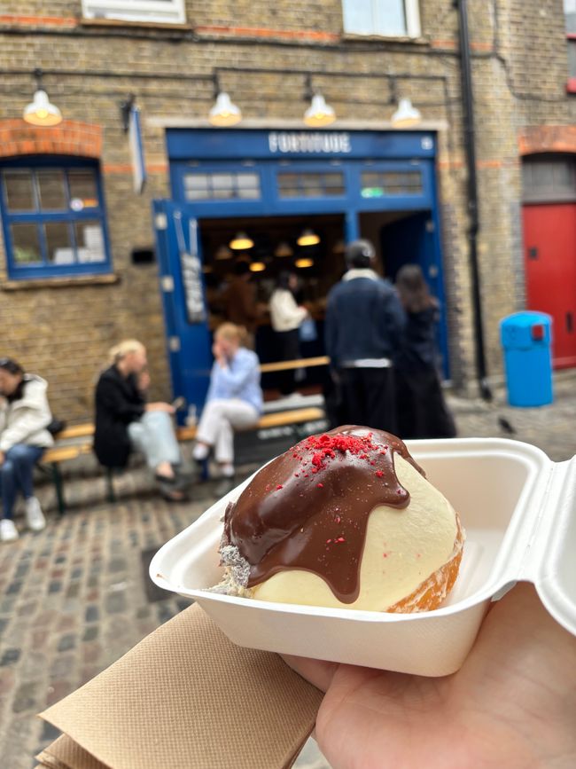Beignet - bekannte Köstlichkeit von der Bäckerei Fortitude