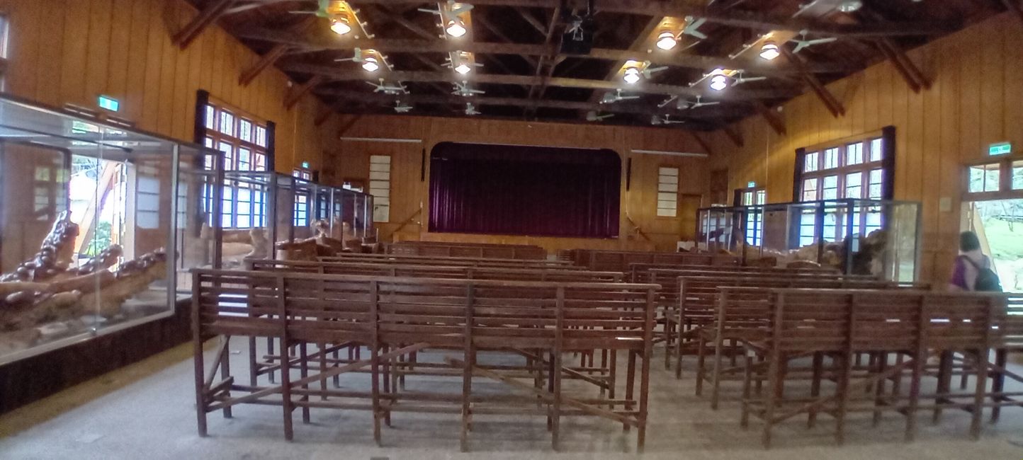 Lintienshan, Gemeindesaal mit Kino