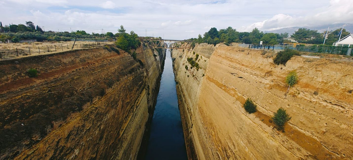 Kanal von Korinth und Istmia