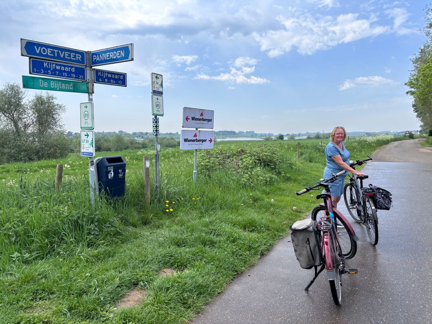 # 17 Loop of the Rhine