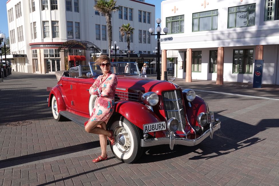 Speciale per il 'Festival Art Deco di Napier'