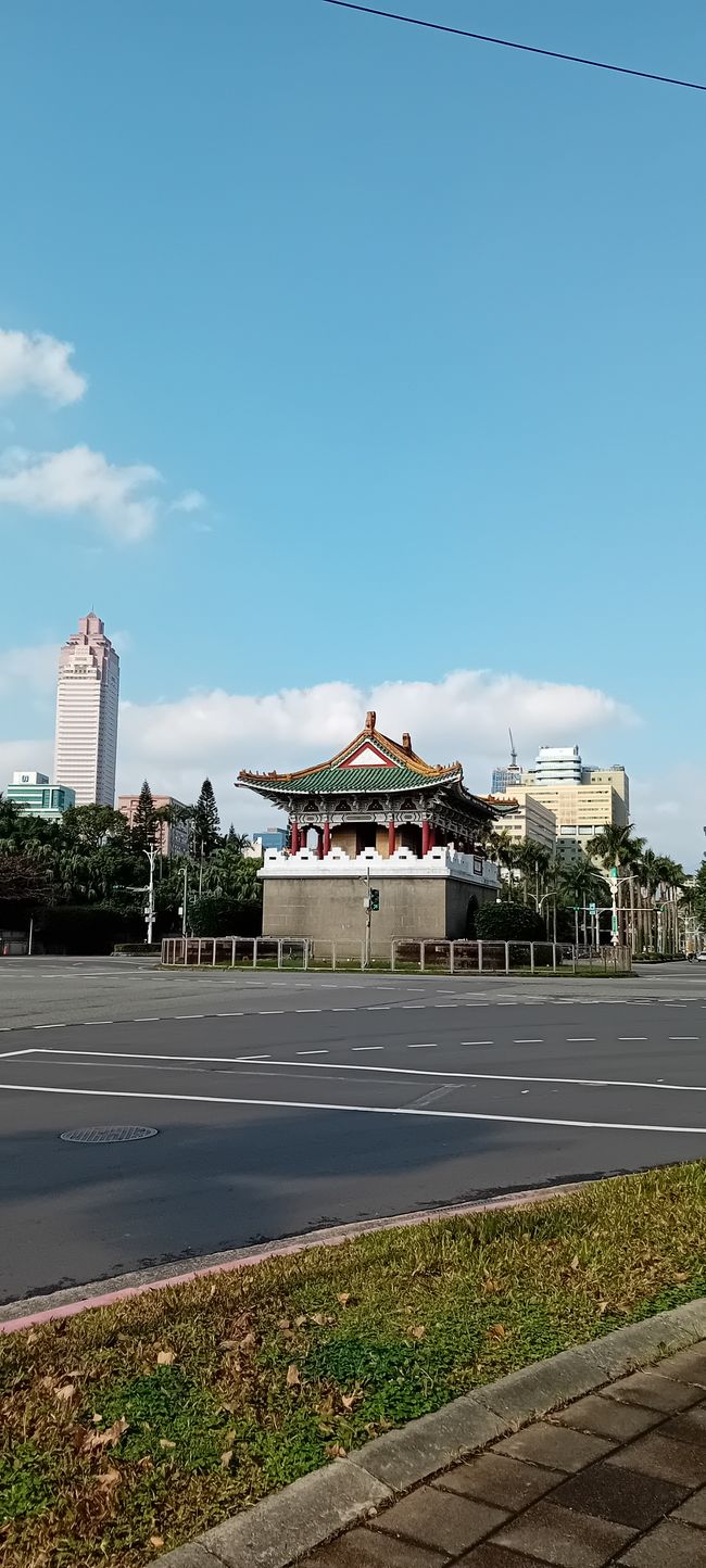 Taipéi / Salón Conmemorativo de Chiang Kai-shek / Plaza de la Paz