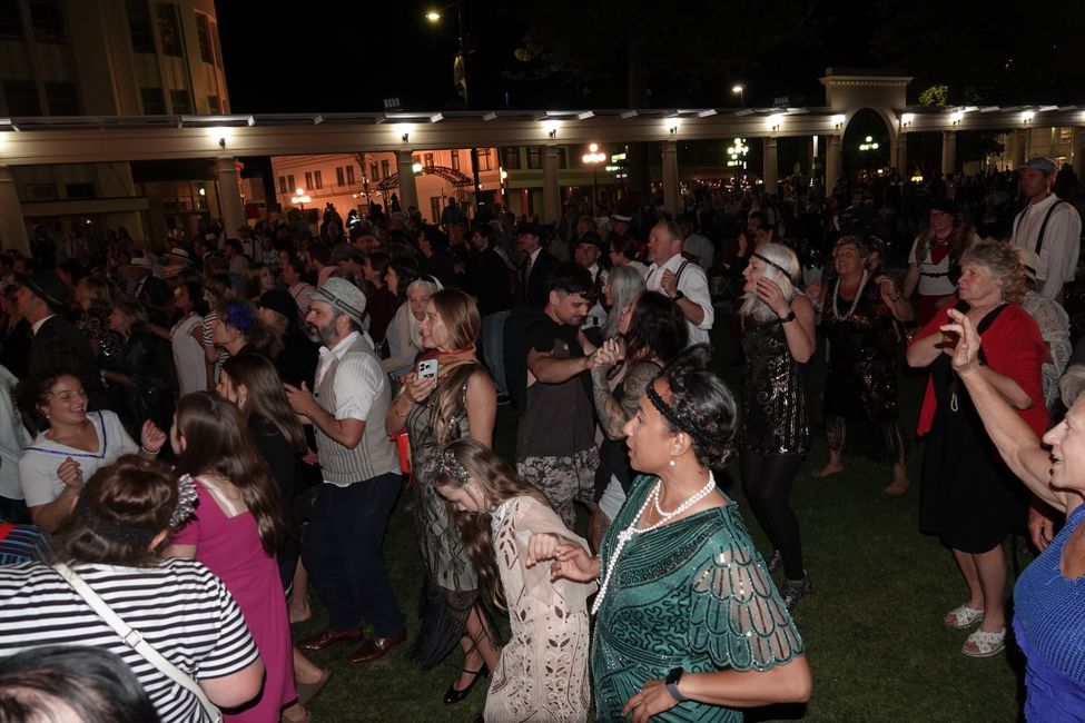Speciale per il 'Festival Art Deco di Napier'