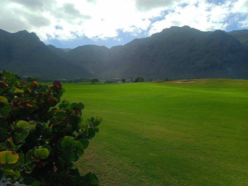 So grün ist nur der Golfplatz