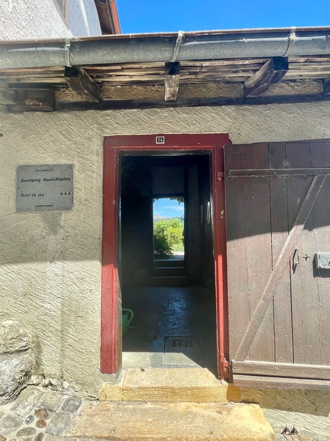 Dem Bielersee entlang von Erlach über Le Landeron bis nach La Neuveville