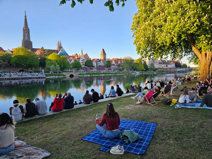 Abendstimmung mit Blick von Neu-Ulm nach Ulm