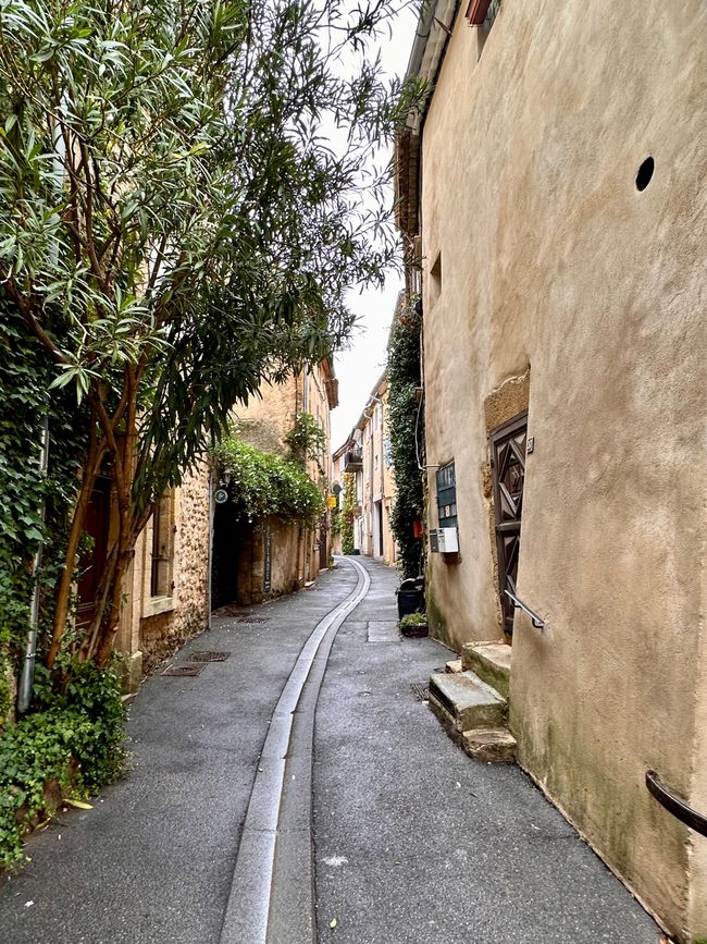 Lourmarin und sein Schloss