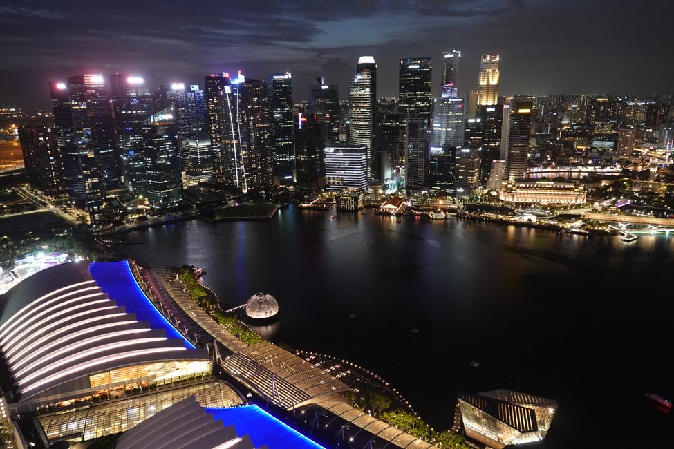 View from the rooftop terrace of Marina Bay Dands